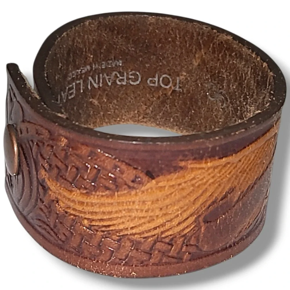 Vintage Mexican Hand Tooled Leather Western Roping Riding Cuff Bracelet 1-1/2